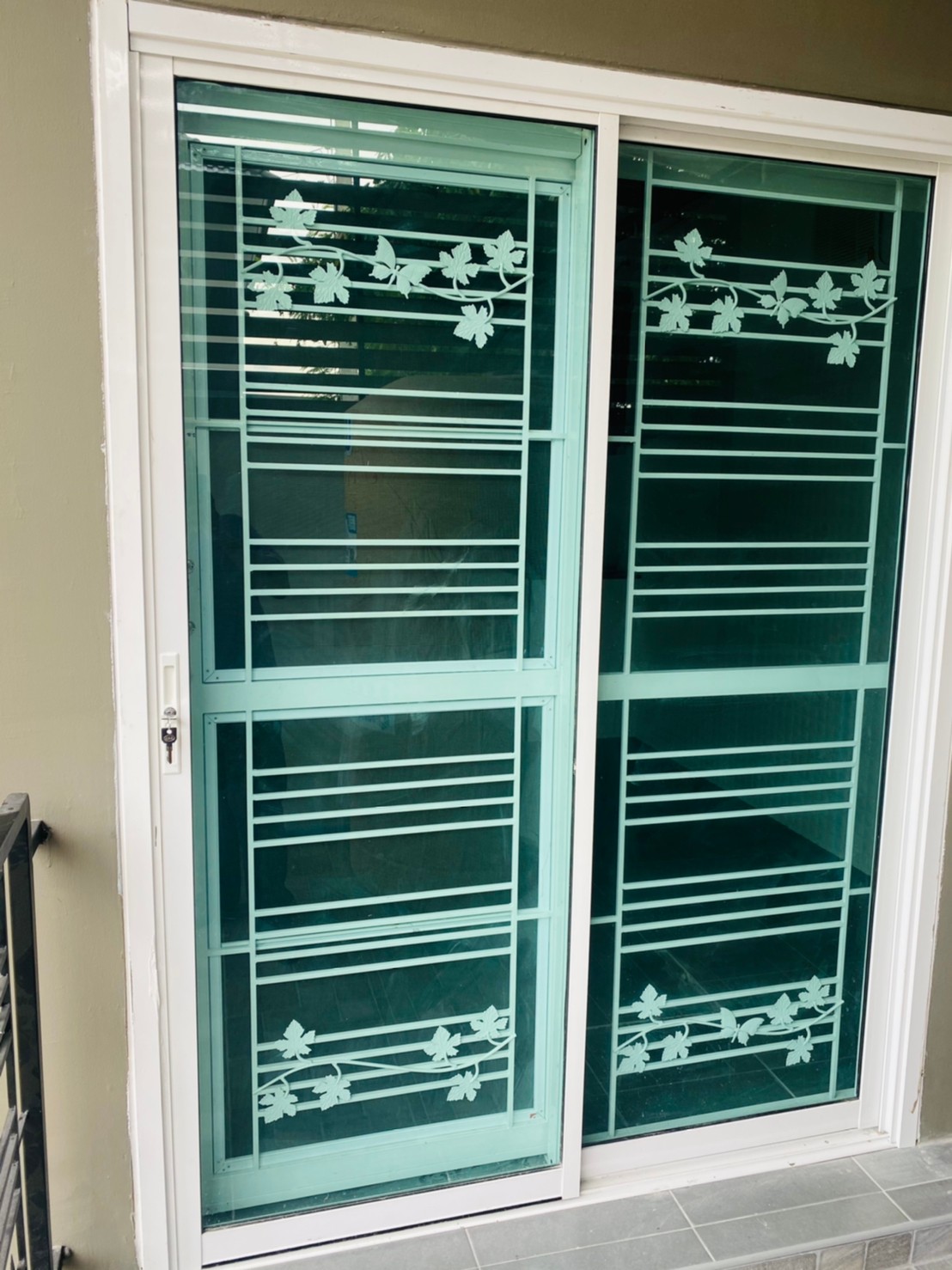 1 - https://พรปรารถนา.com | พรปรารถนาการช่าง - รับผลิตและติดตั้งมุ้งลวดเหล็กดัด กระจกอลูมิเนียม ประตูรั้วสแตนเลส ต่อเติมหลังคา-กันสาด รวมถึงงานปรับปรุงที่อยู่อาศัย โดยทีมช่างมืออาชีพ