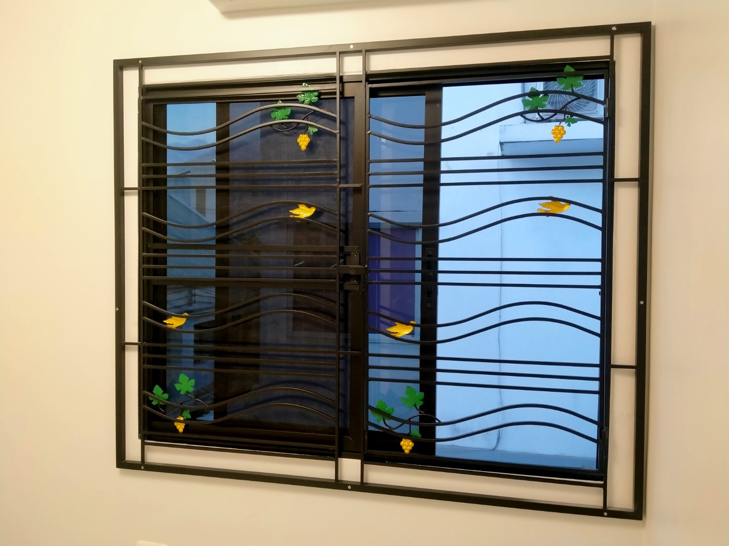 23 - https://พรปรารถนา.com | พรปรารถนาการช่าง - รับผลิตและติดตั้งมุ้งลวดเหล็กดัด กระจกอลูมิเนียม ประตูรั้วสแตนเลส ต่อเติมหลังคา-กันสาด รวมถึงงานปรับปรุงที่อยู่อาศัย โดยทีมช่างมืออาชีพ