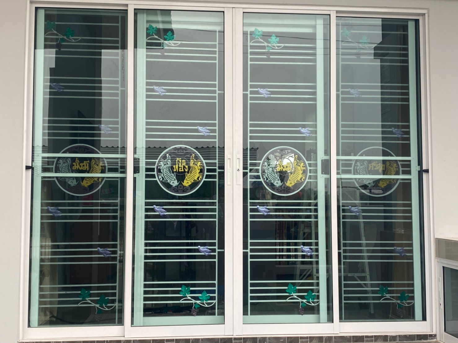 29 - https://พรปรารถนา.com | พรปรารถนาการช่าง - รับผลิตและติดตั้งมุ้งลวดเหล็กดัด กระจกอลูมิเนียม ประตูรั้วสแตนเลส ต่อเติมหลังคา-กันสาด รวมถึงงานปรับปรุงที่อยู่อาศัย โดยทีมช่างมืออาชีพ