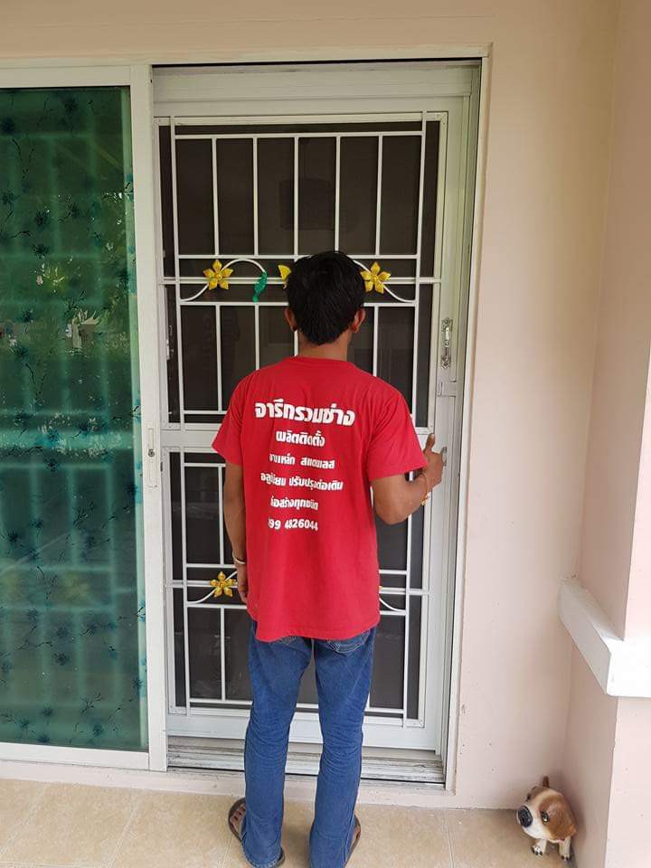 45 - https://พรปรารถนา.com | พรปรารถนาการช่าง - รับผลิตและติดตั้งมุ้งลวดเหล็กดัด กระจกอลูมิเนียม ประตูรั้วสแตนเลส ต่อเติมหลังคา-กันสาด รวมถึงงานปรับปรุงที่อยู่อาศัย โดยทีมช่างมืออาชีพ