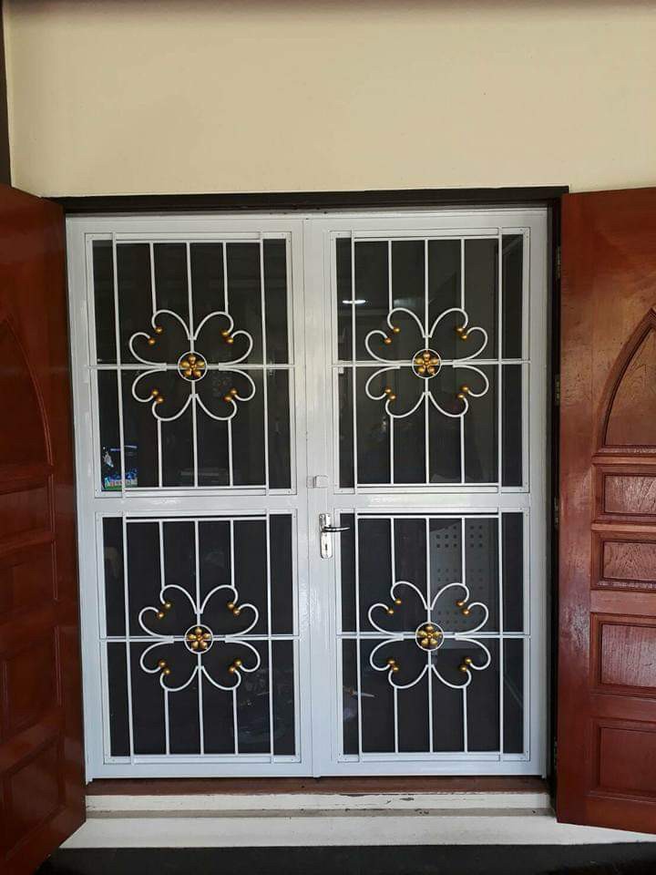 53 - https://พรปรารถนา.com | พรปรารถนาการช่าง - รับผลิตและติดตั้งมุ้งลวดเหล็กดัด กระจกอลูมิเนียม ประตูรั้วสแตนเลส ต่อเติมหลังคา-กันสาด รวมถึงงานปรับปรุงที่อยู่อาศัย โดยทีมช่างมืออาชีพ