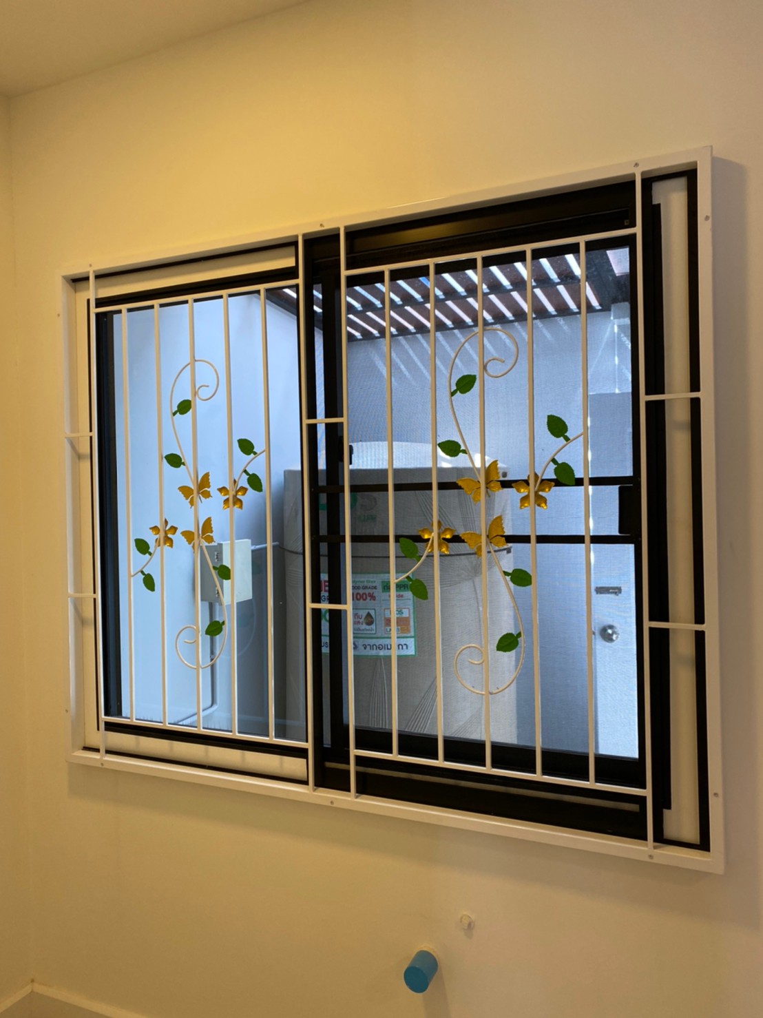 73 - https://พรปรารถนา.com | พรปรารถนาการช่าง - รับผลิตและติดตั้งมุ้งลวดเหล็กดัด กระจกอลูมิเนียม ประตูรั้วสแตนเลส ต่อเติมหลังคา-กันสาด รวมถึงงานปรับปรุงที่อยู่อาศัย โดยทีมช่างมืออาชีพ