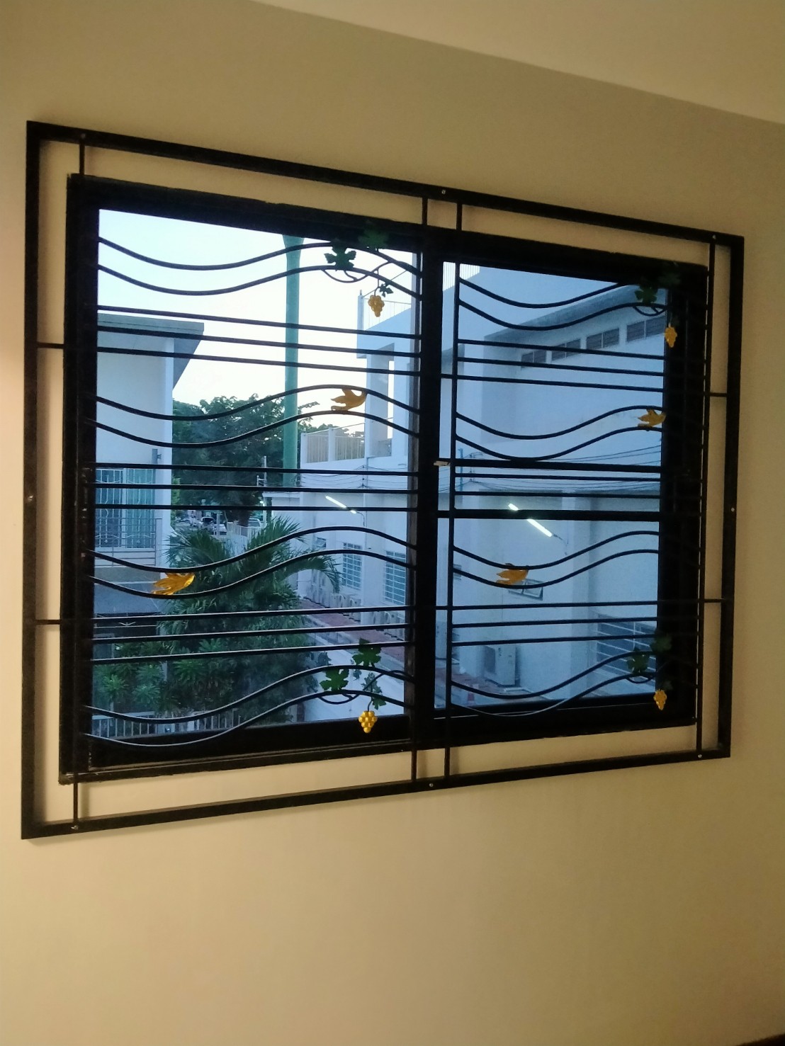 79 - https://พรปรารถนา.com | พรปรารถนาการช่าง - รับผลิตและติดตั้งมุ้งลวดเหล็กดัด กระจกอลูมิเนียม ประตูรั้วสแตนเลส ต่อเติมหลังคา-กันสาด รวมถึงงานปรับปรุงที่อยู่อาศัย โดยทีมช่างมืออาชีพ