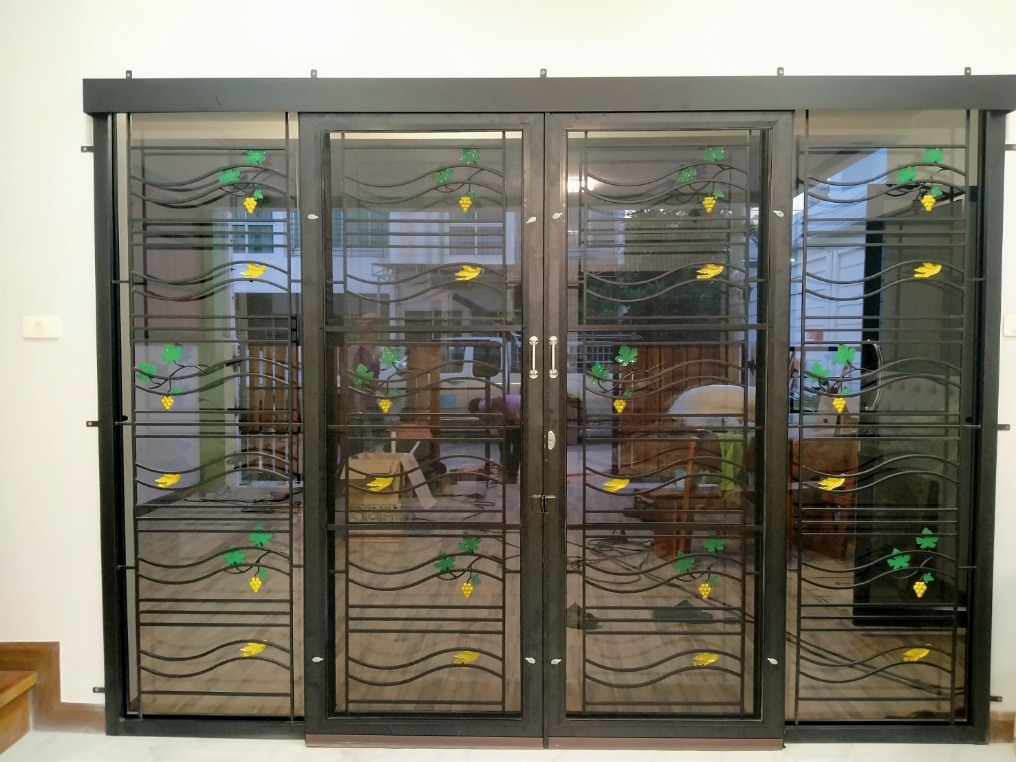 80 - https://พรปรารถนา.com | พรปรารถนาการช่าง - รับผลิตและติดตั้งมุ้งลวดเหล็กดัด กระจกอลูมิเนียม ประตูรั้วสแตนเลส ต่อเติมหลังคา-กันสาด รวมถึงงานปรับปรุงที่อยู่อาศัย โดยทีมช่างมืออาชีพ