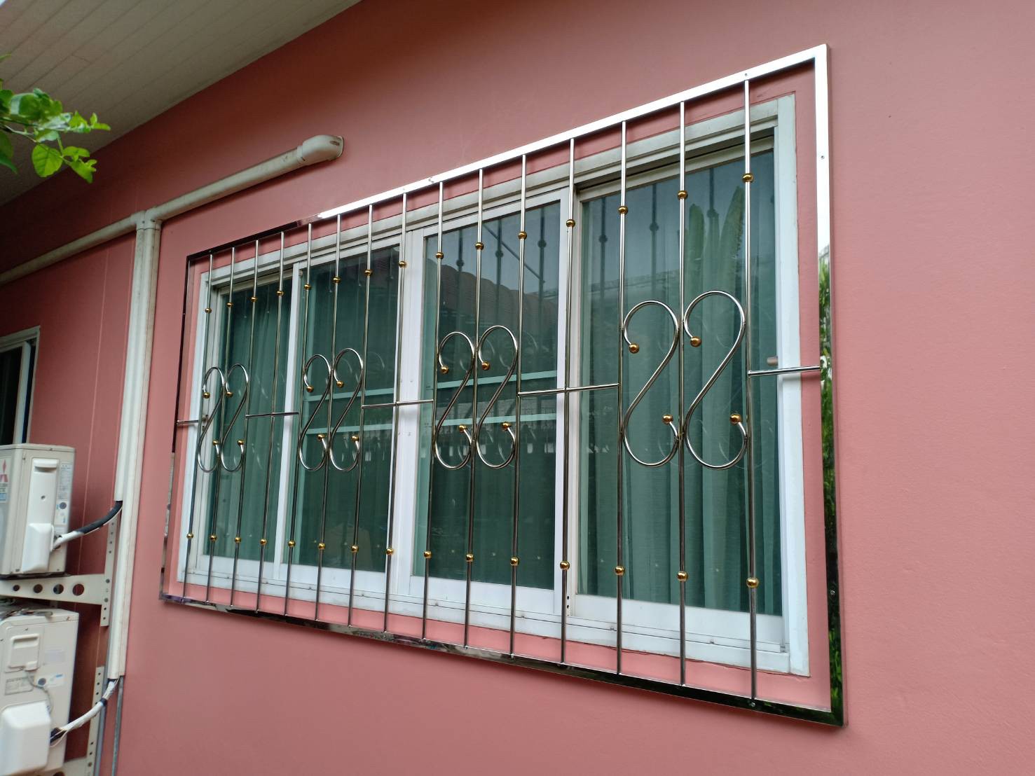 18 - https://พรปรารถนา.com | พรปรารถนาการช่าง - รับผลิตและติดตั้งมุ้งลวดเหล็กดัด กระจกอลูมิเนียม ประตูรั้วสแตนเลส ต่อเติมหลังคา-กันสาด รวมถึงงานปรับปรุงที่อยู่อาศัย โดยทีมช่างมืออาชีพ