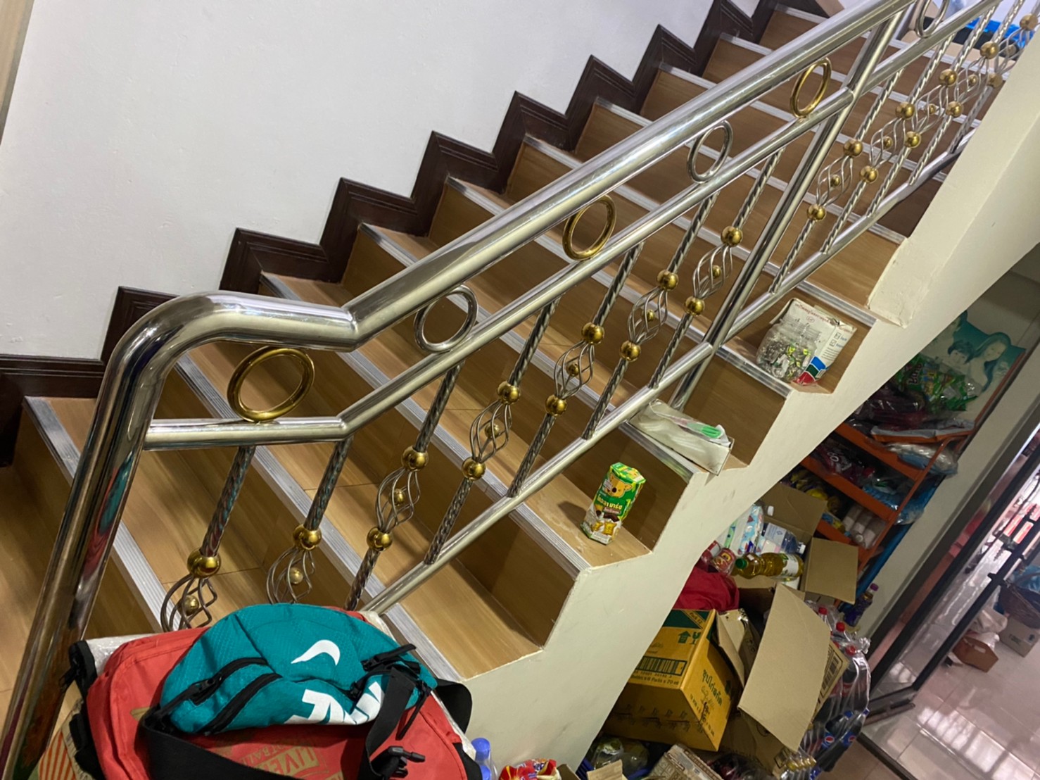 2 - https://พรปรารถนา.com | พรปรารถนาการช่าง - รับผลิตและติดตั้งมุ้งลวดเหล็กดัด กระจกอลูมิเนียม ประตูรั้วสแตนเลส ต่อเติมหลังคา-กันสาด รวมถึงงานปรับปรุงที่อยู่อาศัย โดยทีมช่างมืออาชีพ