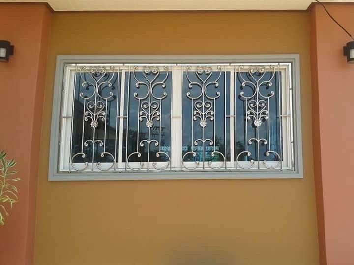 26 - https://พรปรารถนา.com | พรปรารถนาการช่าง - รับผลิตและติดตั้งมุ้งลวดเหล็กดัด กระจกอลูมิเนียม ประตูรั้วสแตนเลส ต่อเติมหลังคา-กันสาด รวมถึงงานปรับปรุงที่อยู่อาศัย โดยทีมช่างมืออาชีพ