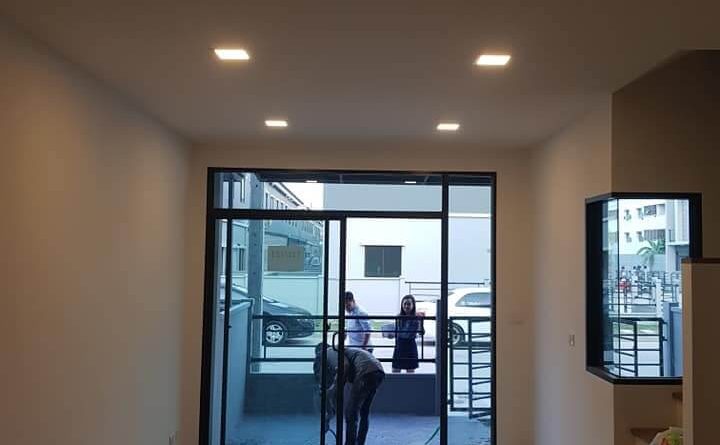 7 - https://พรปรารถนา.com | พรปรารถนาการช่าง - รับผลิตและติดตั้งมุ้งลวดเหล็กดัด กระจกอลูมิเนียม ประตูรั้วสแตนเลส ต่อเติมหลังคา-กันสาด รวมถึงงานปรับปรุงที่อยู่อาศัย โดยทีมช่างมืออาชีพ