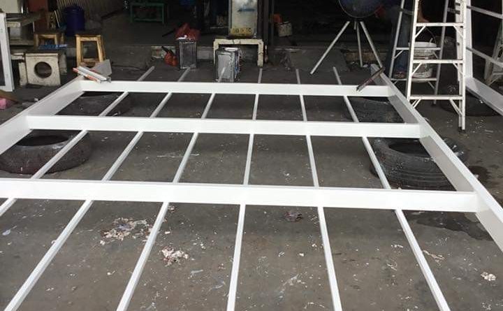 29 - https://พรปรารถนา.com | พรปรารถนาการช่าง - รับผลิตและติดตั้งมุ้งลวดเหล็กดัด กระจกอลูมิเนียม ประตูรั้วสแตนเลส ต่อเติมหลังคา-กันสาด รวมถึงงานปรับปรุงที่อยู่อาศัย โดยทีมช่างมืออาชีพ