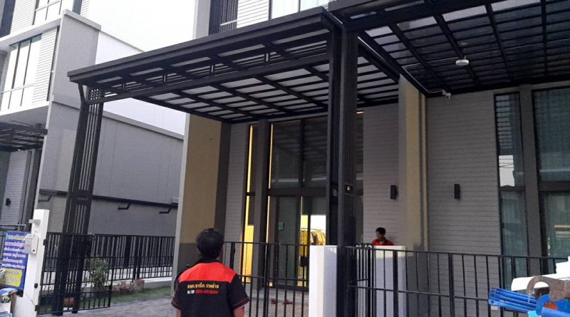 55 - https://พรปรารถนา.com | พรปรารถนาการช่าง - รับผลิตและติดตั้งมุ้งลวดเหล็กดัด กระจกอลูมิเนียม ประตูรั้วสแตนเลส ต่อเติมหลังคา-กันสาด รวมถึงงานปรับปรุงที่อยู่อาศัย โดยทีมช่างมืออาชีพ