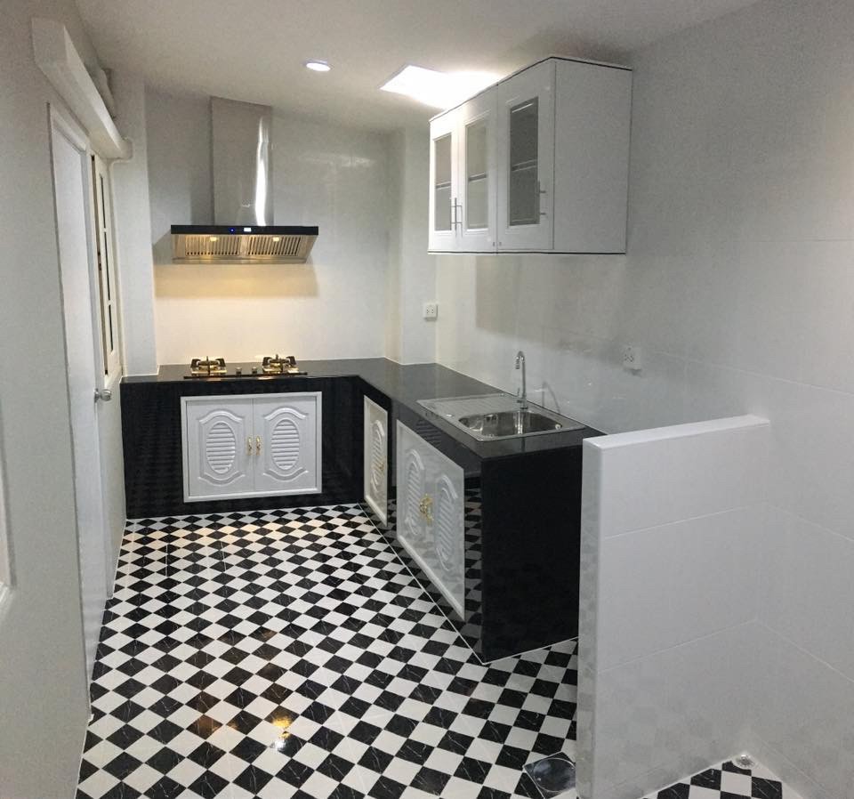 1 - https://พรปรารถนา.com | พรปรารถนาการช่าง - รับผลิตและติดตั้งมุ้งลวดเหล็กดัด กระจกอลูมิเนียม ประตูรั้วสแตนเลส ต่อเติมหลังคา-กันสาด รวมถึงงานปรับปรุงที่อยู่อาศัย โดยทีมช่างมืออาชีพ