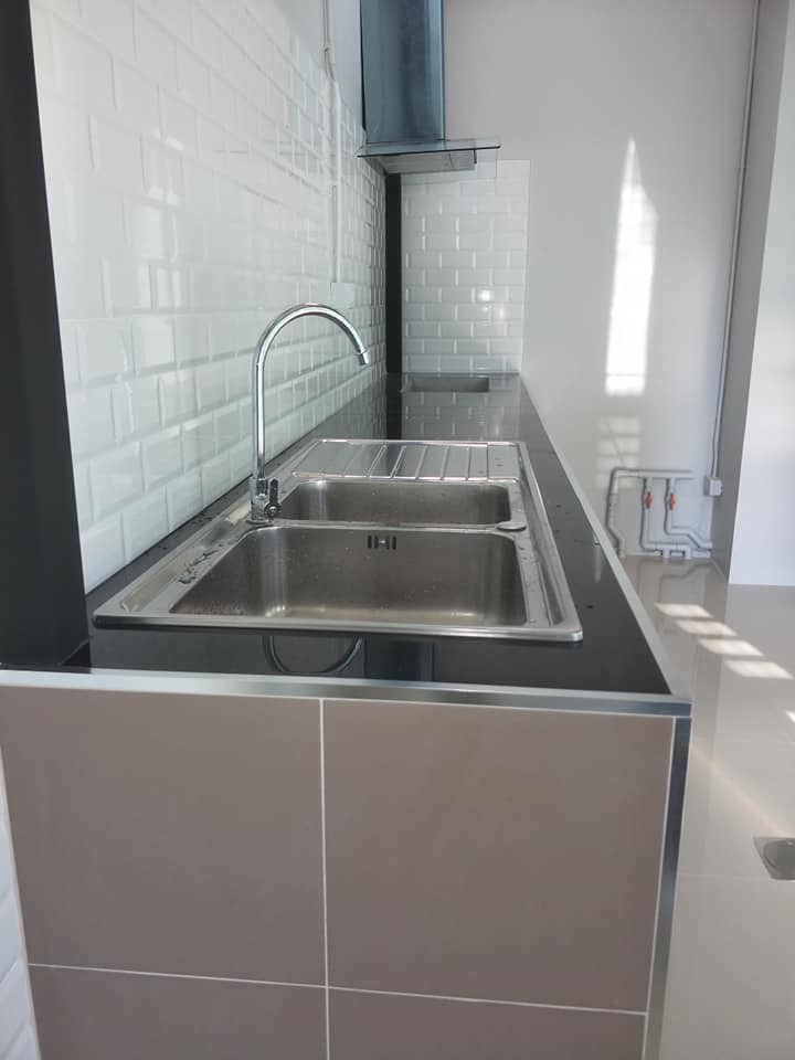 20 - https://พรปรารถนา.com | พรปรารถนาการช่าง - รับผลิตและติดตั้งมุ้งลวดเหล็กดัด กระจกอลูมิเนียม ประตูรั้วสแตนเลส ต่อเติมหลังคา-กันสาด รวมถึงงานปรับปรุงที่อยู่อาศัย โดยทีมช่างมืออาชีพ