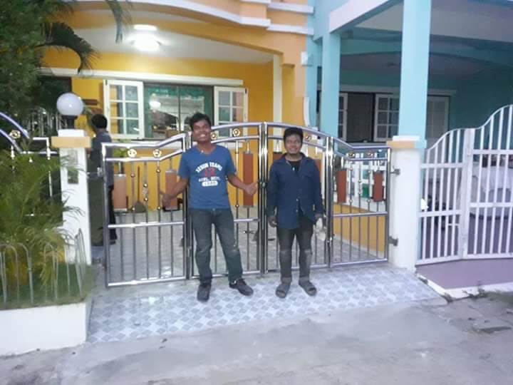 8 - https://พรปรารถนา.com | พรปรารถนาการช่าง - รับผลิตและติดตั้งมุ้งลวดเหล็กดัด กระจกอลูมิเนียม ประตูรั้วสแตนเลส ต่อเติมหลังคา-กันสาด รวมถึงงานปรับปรุงที่อยู่อาศัย โดยทีมช่างมืออาชีพ